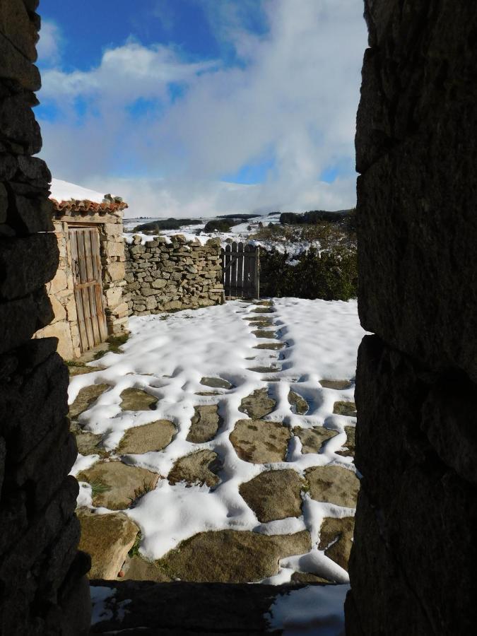 La Silla De La Reina Vila Navarredonda de Gredos Exterior foto