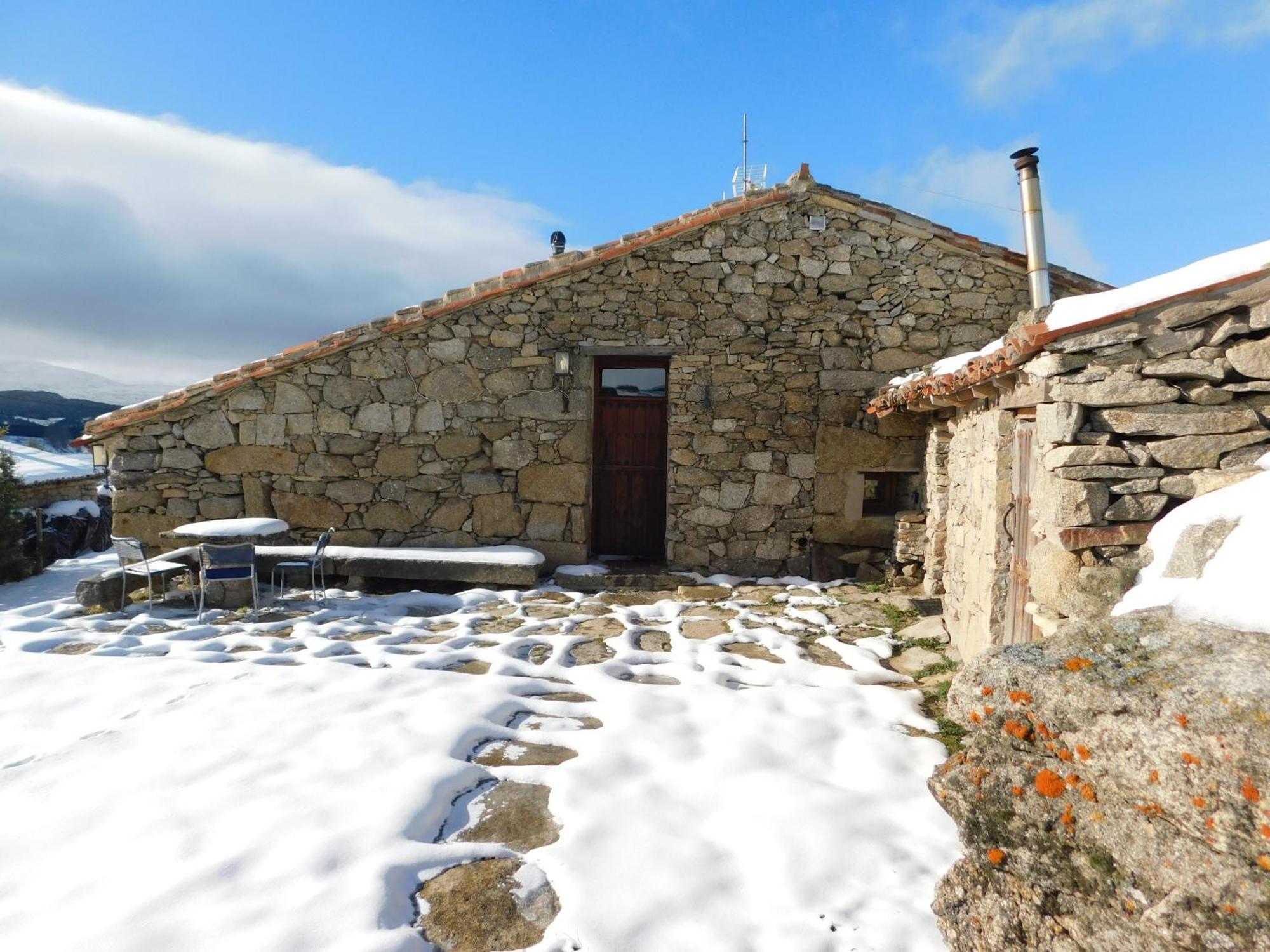 La Silla De La Reina Vila Navarredonda de Gredos Exterior foto